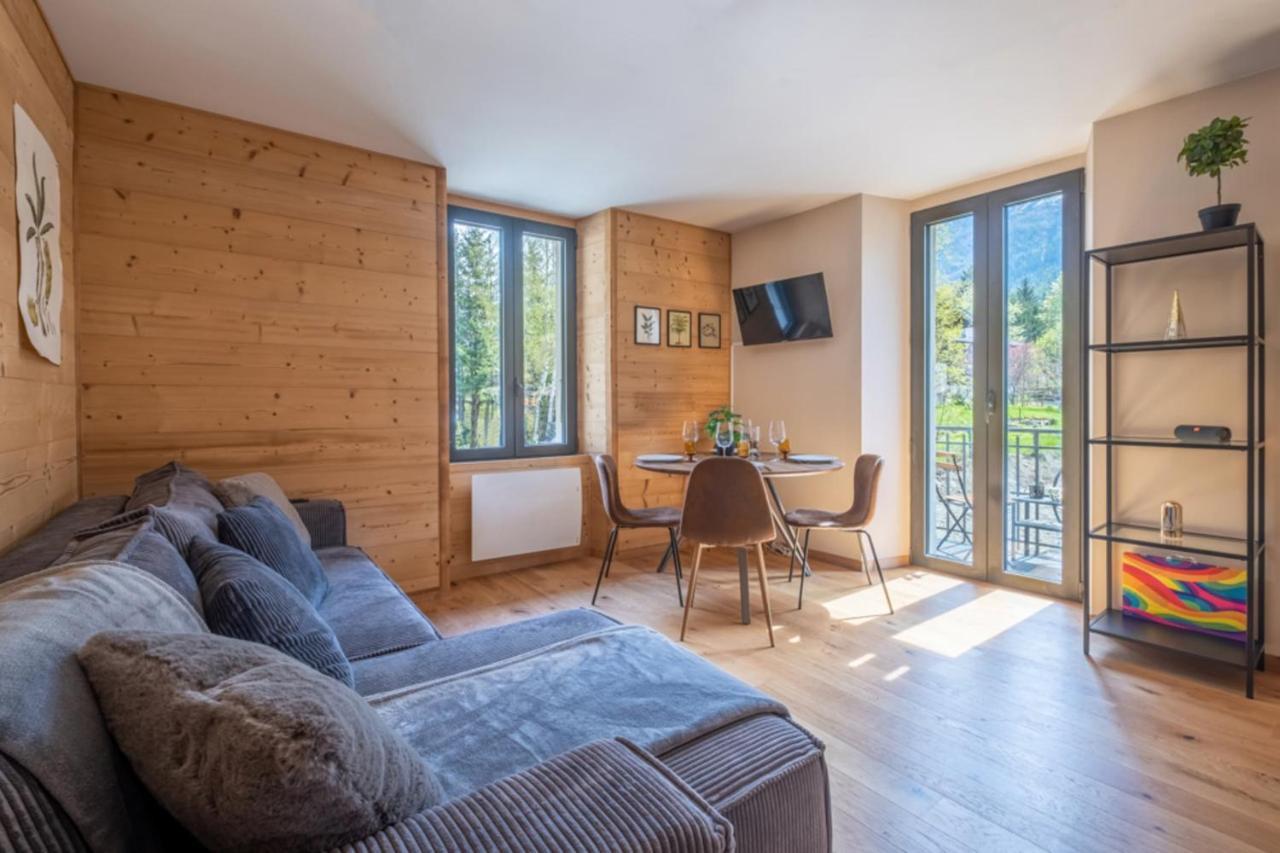 Newly Renovated Apartment With Mont Blanc View Chamonix Exteriör bild